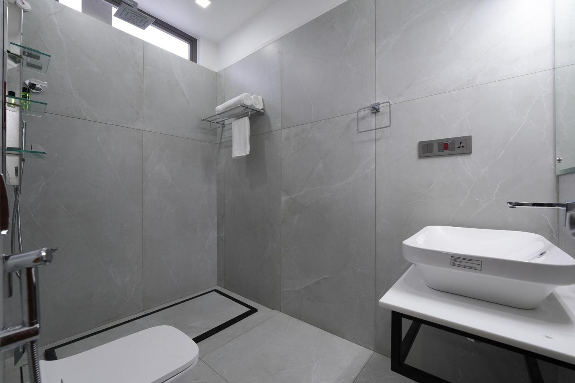 Eve Nest Hotel Kochi Exterior photo